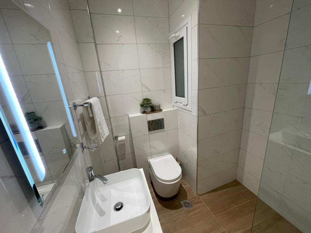 Agora Luxury Apartment 4