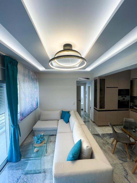 Agora Luxury Apartment 8